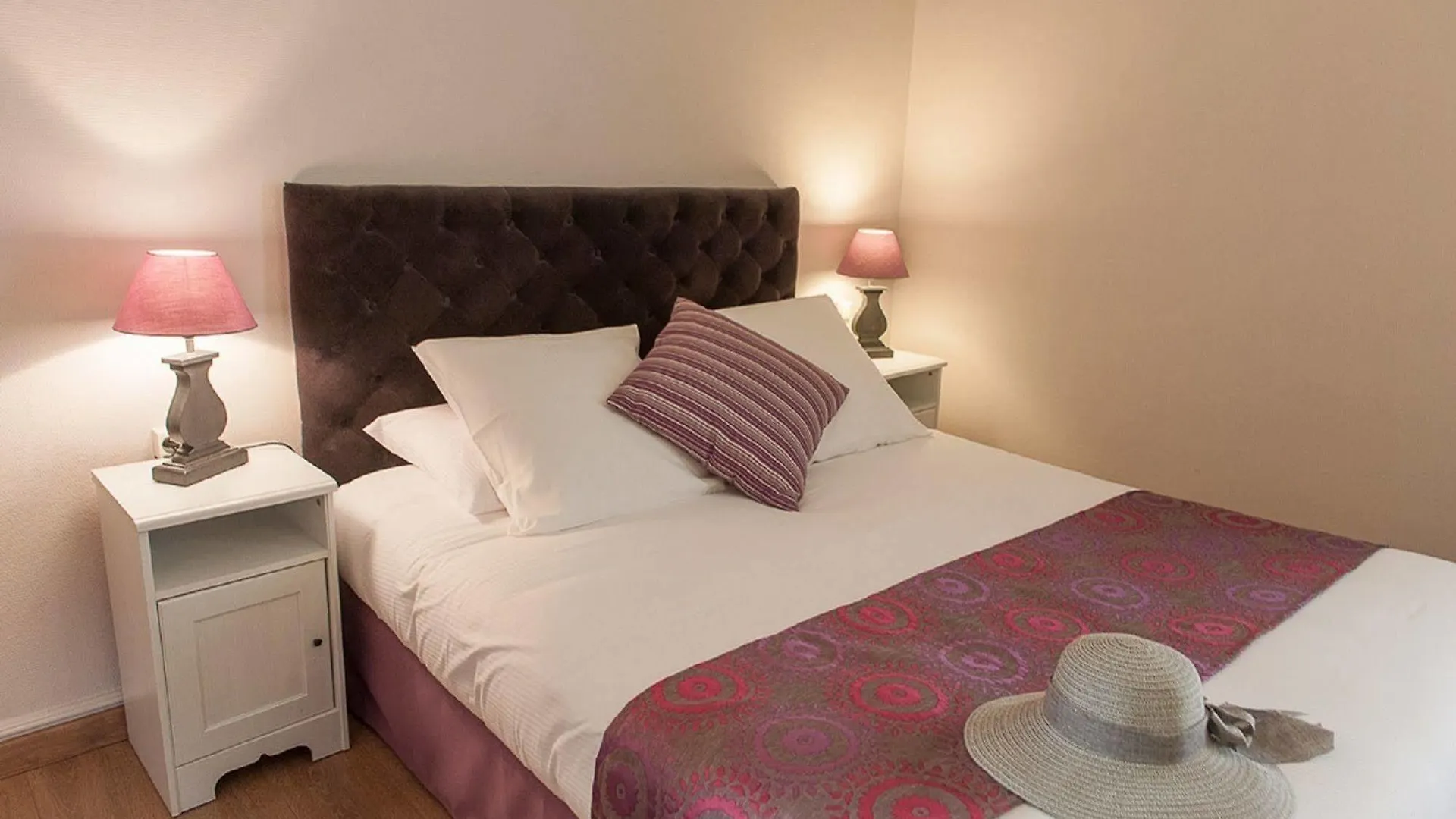 Hotel Sainte Anne - Apt